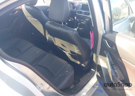 2018 Mazda Mazda3 Touring z USA, uszkodzony, nr VIN 3MZBN1V30JM181650